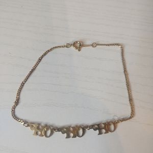 Christmas gold bracelet 9 inches